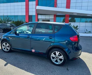 SEAT Altea 2010 zur Miete verfügbar in Tirana, mit Kilometerbegrenzung unbegrenzte.