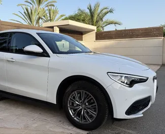Autovermietung Alfa Romeo Stelvio Quadrifoglio Nr.14986 Automatisch in Alicante, ausgestattet mit einem 2,0L Motor ➤ Von Jewhenija in Spanien.