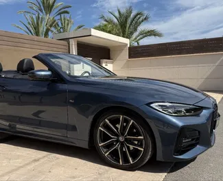 Frontansicht eines Mietwagens BMW 420d Cabrio in Alicante, Spanien ✓ Auto Nr.14988. ✓ Automatisch TM ✓ 0 Bewertungen.