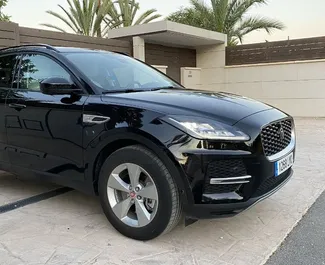 Autovermietung Jaguar F-PACE Nr.15006 Automatisch in Alicante, ausgestattet mit einem 2,0L Motor ➤ Von Jewhenija in Spanien.