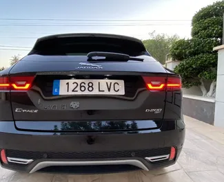 Mietwagen Jaguar F-PACE 2022 in Spanien, mit Diesel-Kraftstoff und 205 PS ➤ Ab 100 EUR pro Tag.