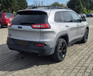 Gas 3,2L Motor von Jeep Cherokee 2018 zur Miete in Kutaisi.