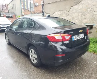 Mietwagen Chevrolet Cruze 2018 in Georgien, mit Benzin-Kraftstoff und 180 PS ➤ Ab 100 GEL pro Tag.
