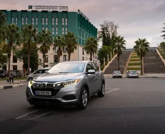 Frontansicht eines Mietwagens Honda HR-V in Kutaisi, Georgien ✓ Auto Nr.10950. ✓ Automatisch TM ✓ 2 Bewertungen.