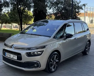 Autovermietung Citroen C4 Grand Picasso Nr.15105 Automatisch in Barcelona, ausgestattet mit einem 1,6L Motor ➤ Von Sergej in Spanien.