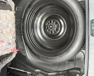 Mieten Sie ein Toyota Prius in Tbilissi Flughafen (TBS) Georgien