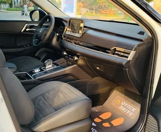 Mieten Sie ein Mitsubishi Outlander in Dubai VAE