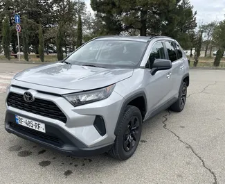Autovermietung Toyota Rav4 Nr.15117 Automatisch am Flughafen Tiflis, ausgestattet mit einem 2,5L Motor ➤ Von Beka in Georgien.