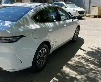 Vermietung BYD Destroyer 05. Komfort Fahrzeug zur Miete in Aserbaidschan ✓ Kaution Einzahlung von 300 AZN ✓ Versicherungsoptionen KFZ-HV, TKV, VKV Plus, VKV Komplett, Diebstahlschutz.