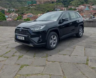 Frontansicht eines Mietwagens Toyota Rav4 in Tiflis, Georgien ✓ Auto Nr.15099. ✓ Automatisch TM ✓ 0 Bewertungen.