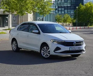 Frontansicht eines Mietwagens Volkswagen Polo Sedan in Almaty, Kasachstan ✓ Auto Nr.15081. ✓ Automatisch TM ✓ 0 Bewertungen.