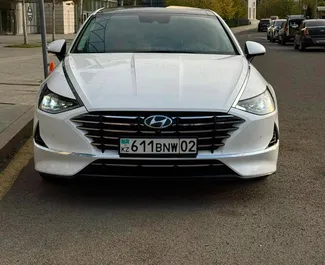 Mietwagen Hyundai Sonata 2021 in Kasachstan, mit Benzin-Kraftstoff und 194 PS ➤ Ab 32000 KZT pro Tag.