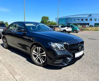 Autovermietung Mercedes-Benz E-Class Nr.15037 Automatisch in Minsk, ausgestattet mit einem 2,0L Motor ➤ Von Dmitri in Weißrussland.
