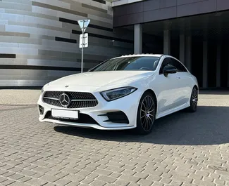 Mietwagen Mercedes-Benz CLS-Class 2018 in Weißrussland, mit Diesel-Kraftstoff und 245 PS ➤ Ab 125 USD pro Tag.
