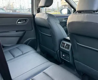 Vermietung Nissan X-Trail. Komfort, Crossover Fahrzeug zur Miete in Weißrussland ✓ Kaution Einzahlung von 200 USD ✓ Versicherungsoptionen KFZ-HV, TKV.