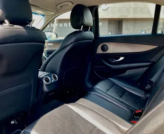 Mietwagen Mercedes-Benz E-Class 2017 in Weißrussland, mit Benzin-Kraftstoff und 184 PS ➤ Ab 107 USD pro Tag.
