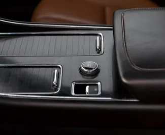 Benzin 3,0L Motor von Linkoln Navigator 2020 zur Miete in Tiflis.