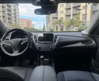 Chevrolet Malibu 2024 zur Miete verfügbar am Flughafen Baku, mit Kilometerbegrenzung unbegrenzte.