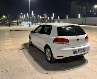 Autovermietung Volkswagen Golf 6 Nr.15188 Schaltgetriebe in Tirana, ausgestattet mit einem 1,6L Motor ➤ Von Ira in Albanien.