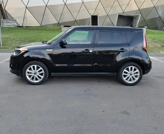 Frontansicht eines Mietwagens Kia Soul in Tiflis, Georgien ✓ Auto Nr.15172. ✓ Automatisch TM ✓ 0 Bewertungen.