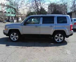 Autovermietung Jeep Patriot Nr.15174 Automatisch in Tiflis, ausgestattet mit einem 2,4L Motor ➤ Von Revaz in Georgien.