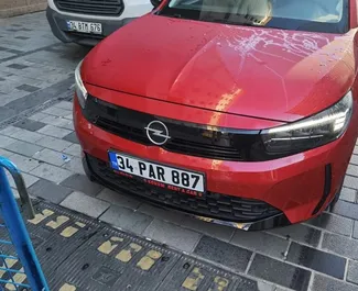 Frontansicht eines Mietwagens Opel Corsa in Istanbul, Türkei ✓ Auto Nr.15185. ✓ Automatisch TM ✓ 0 Bewertungen.
