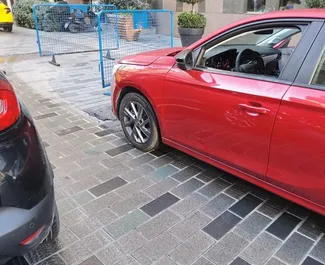 Vermietung Opel Corsa. Wirtschaft Fahrzeug zur Miete in der Türkei ✓ Kaution Einzahlung von 300 USD ✓ Versicherungsoptionen KFZ-HV, TKV, VKV Plus, VKV Komplett.