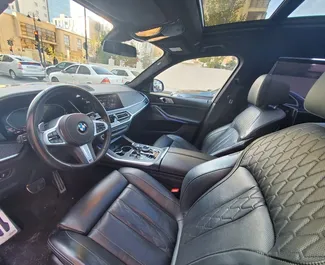 Mietwagen BMW X7 2022 in Aserbaidschan, mit Benzin-Kraftstoff und  PS ➤ Ab 160 AZN pro Tag.
