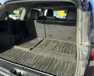 Mieten Sie ein Toyota Highlander in Tiflis Georgien
