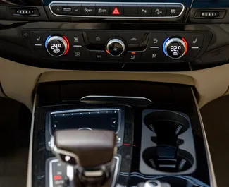 Benzin 3,0L Motor von Audi Q7 2018 zur Miete in Tiflis.