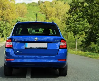 Vermietung Skoda Fabia Combi. Wirtschaft, Komfort Fahrzeug zur Miete in Ungarn ✓ Kaution Einzahlung von 400 EUR ✓ Versicherungsoptionen KFZ-HV, TKV, VKV Komplett, Ausland.