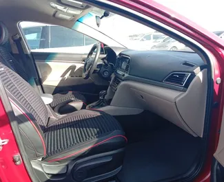 Hyundai Elantra 2018 zur Miete verfügbar in Baku, mit Kilometerbegrenzung unbegrenzte.