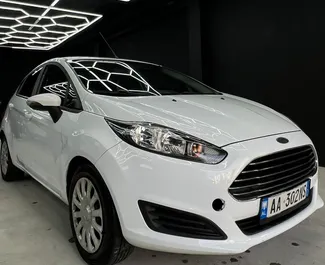 Vermietung Ford Fiesta. Wirtschaft Fahrzeug zur Miete in Albanien ✓ Kaution Einzahlung von 300 EUR ✓ Versicherungsoptionen KFZ-HV, TKV, VKV Plus, VKV Komplett.