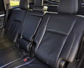 Mieten Sie ein Toyota Highlander in Tiflis Georgien