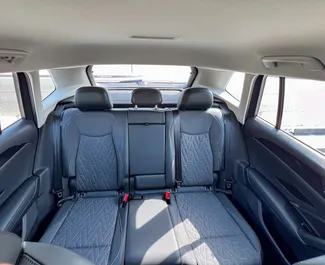 Vermietung Volkswagen Tiguan. Komfort, Crossover Fahrzeug zur Miete in VAE ✓ Kaution Keine Kaution ✓ Versicherungsoptionen KFZ-HV, TKV.