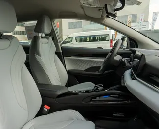 Geely Coolray 2026 mit Antriebssystem Frontantrieb, verfügbar in Dubai.