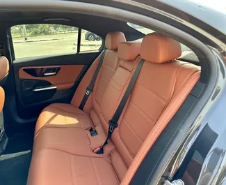 Mercedes-Benz C300 Coupe 2024 zur Miete verfügbar in Dubai, mit Kilometerbegrenzung unbegrenzte.