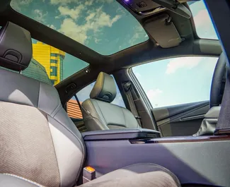 Vermietung Toyota Camry. Komfort, Premium Fahrzeug zur Miete in Armenien ✓ Kaution Keine Kaution ✓ Versicherungsoptionen KFZ-HV, TKV, VKV Plus, VKV Komplett, Insassen, Ausland, Junge.