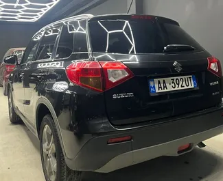 Diesel 1,8L Motor von Suzuki Vitara 2018 zur Miete am Flughafen von Tirana.