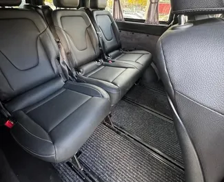 Mercedes-Benz Vito 2019 mit Antriebssystem Frontantrieb, verfügbar in Tiflis.