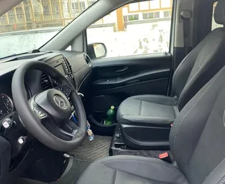 Mercedes-Benz Vito 2019 zur Miete verfügbar in Tiflis, mit Kilometerbegrenzung unbegrenzte.