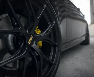 Mieten Sie ein BMW 535 in Tiflis Georgien