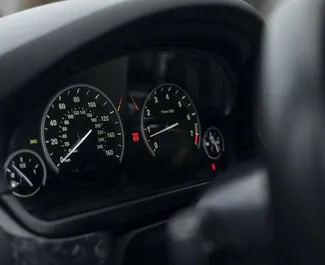 Mieten Sie ein BMW 535 in Tiflis Georgien