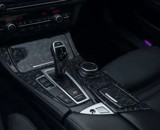 Mieten Sie ein BMW 535 in Tiflis Georgien