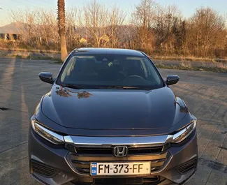 Mietwagen Honda Insight 2019 in Georgien, mit Hybride-Kraftstoff und 109 PS ➤ Ab 115 GEL pro Tag.