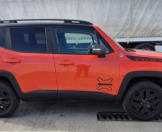 Benzin 2,4L Motor von Jeep Renegade 2018 zur Miete in Kutaisi.