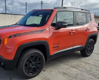 Frontansicht eines Mietwagens Jeep Renegade in Kutaisi, Georgien ✓ Auto Nr.15527. ✓ Automatisch TM ✓ 0 Bewertungen.