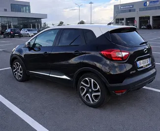Vermietung Renault Kaptur. Wirtschaft, Komfort, Crossover Fahrzeug zur Miete in Albanien ✓ Kaution Einzahlung von 100 EUR ✓ Versicherungsoptionen KFZ-HV, TKV, VKV Plus, Ausland.