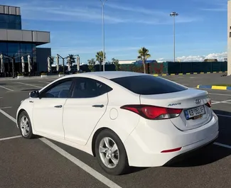 Diesel 1,6L Motor von Hyundai Elantra 2015 zur Miete in Durres.