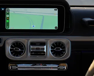 Mercedes-Benz G63 AMG 2026 zur Miete verfügbar in Dubai, mit Kilometerbegrenzung 250 km/Tag.